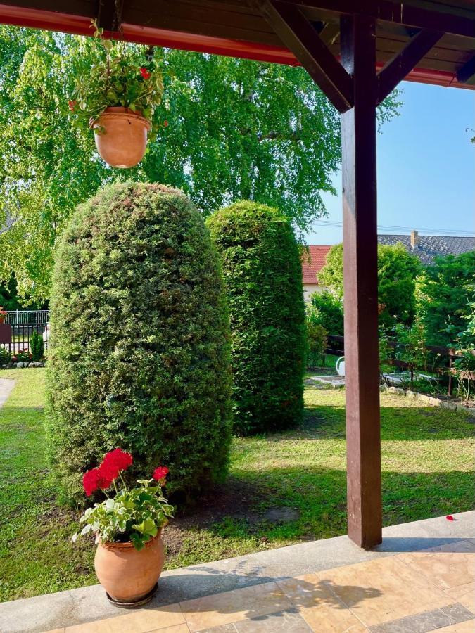 Rozsa Nyaralohaz Villa Balatonboglar Exterior photo