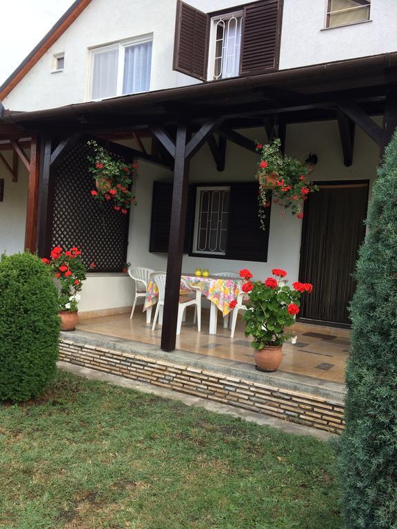 Rozsa Nyaralohaz Villa Balatonboglar Exterior photo
